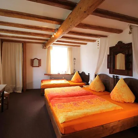 180 Qm Biberburg, In Der Romantischen Roedermuehle An Der Fraenkischen Saale In Deutschlands Mitte, 8 Km Zur A7 Hammelburg