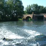 180 Qm Biberburg, In Der Romantischen Roedermuehle An Der Fraenkischen Saale In Deutschlands Mitte, 8 Km Zur A7 Daire