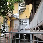 180 Qm Biberburg, In Der Romantischen Roedermuehle An Der Fraenkischen Saale In Deutschlands Mitte, 8 Km Zur A7 Daire