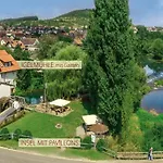 180 Qm Biberburg, In Der Romantischen Roedermuehle An Der Fraenkischen Saale In Deutschlands Mitte, 8 Km Zur A7 Lejlighed *