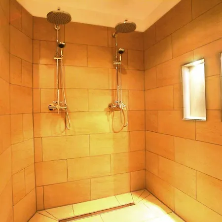 180 Qm Biberburg, In Der Romantischen Roedermuehle An Der Fraenkischen Saale In Deutschlands Mitte, 8 Km Zur A7 Apartmán *